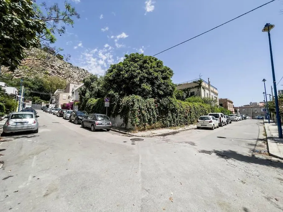 Sicilian Retreat - Mondello Gorgeous Apartment Palermo