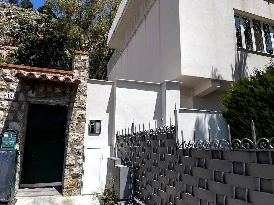 Sicilian Retreat - Mondello Gorgeous Apartment パレルモ イタリア