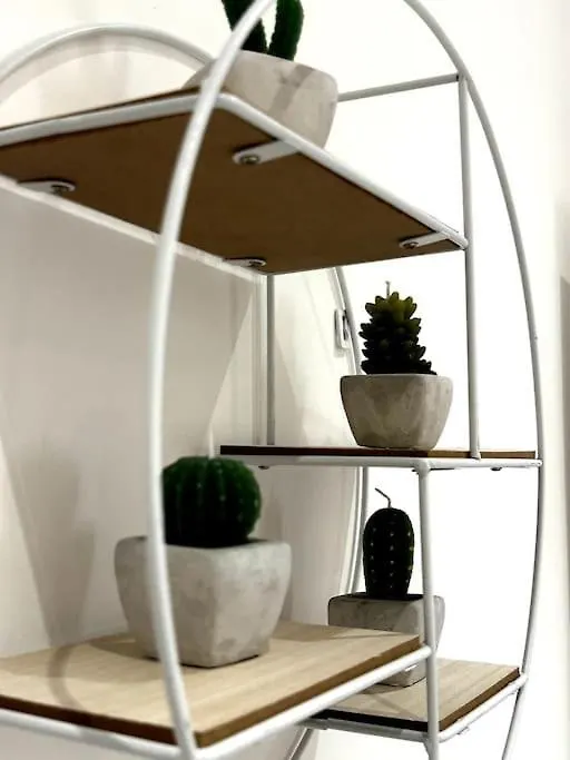 Sicilian Retreat - Mondello Gorgeous Apartment パレルモ 0*,  イタリア